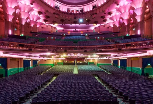 Apollo Victoria Theatre photo on Stagedoor